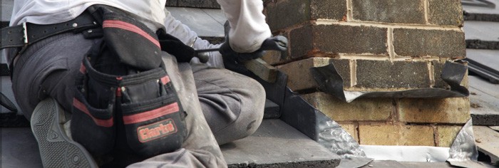 Re-pointing a chimney stack